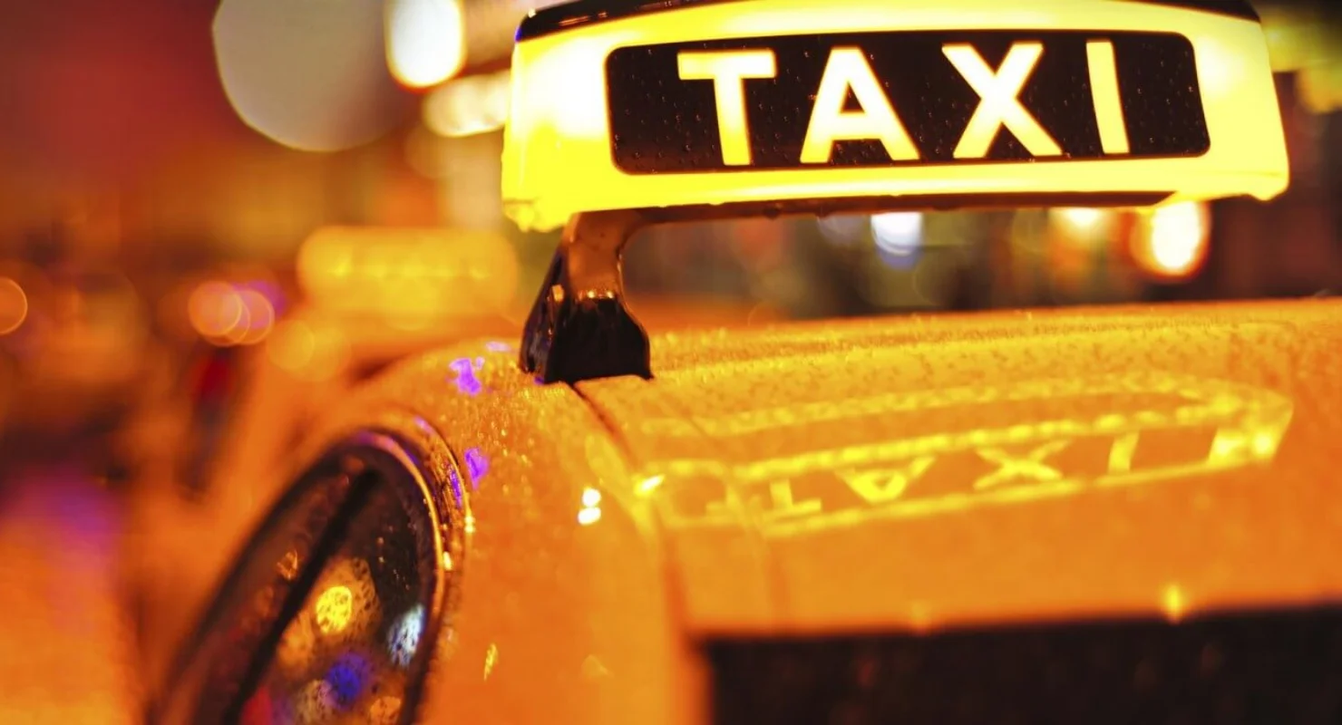 Get an UBER-like Taxi Booking App : The Best Roadmap to Stack Up!
